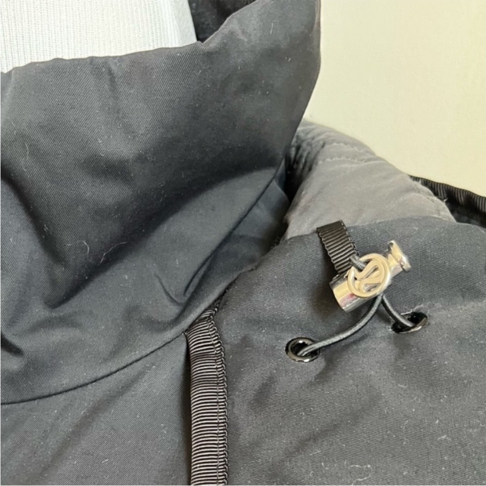 LULULEMON JACKET - Picture 7 of 15